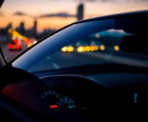 Aile Otomobillerinde İyi Görüş Sağlayan Cam Alanları ve Aydınlatma Sistemi